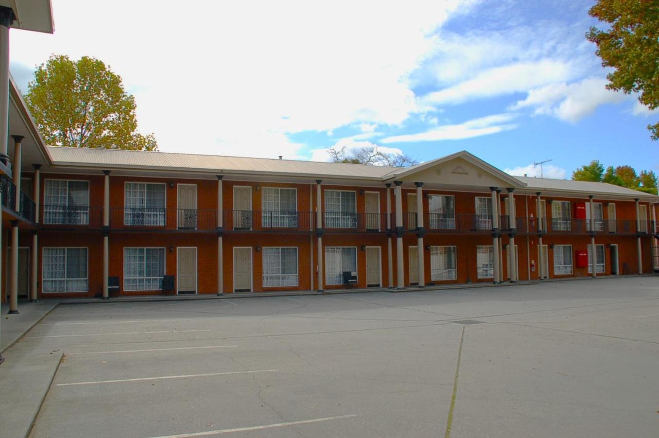 Meramie Motor Inn Албъри Екстериор снимка